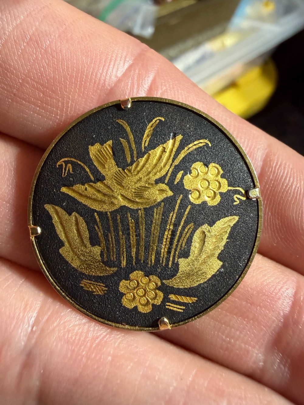 Vintage Gold Tone Black Damascene Floral Round Pin Brooch